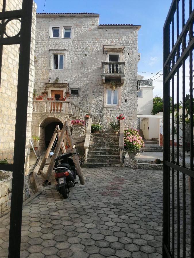 Guest House Exalto Trogir Exterior foto
