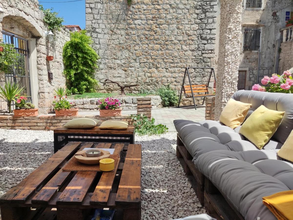 Guest House Exalto Trogir Exterior foto