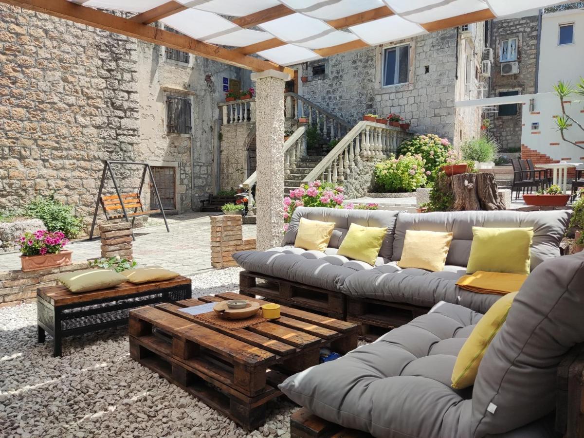Guest House Exalto Trogir Exterior foto