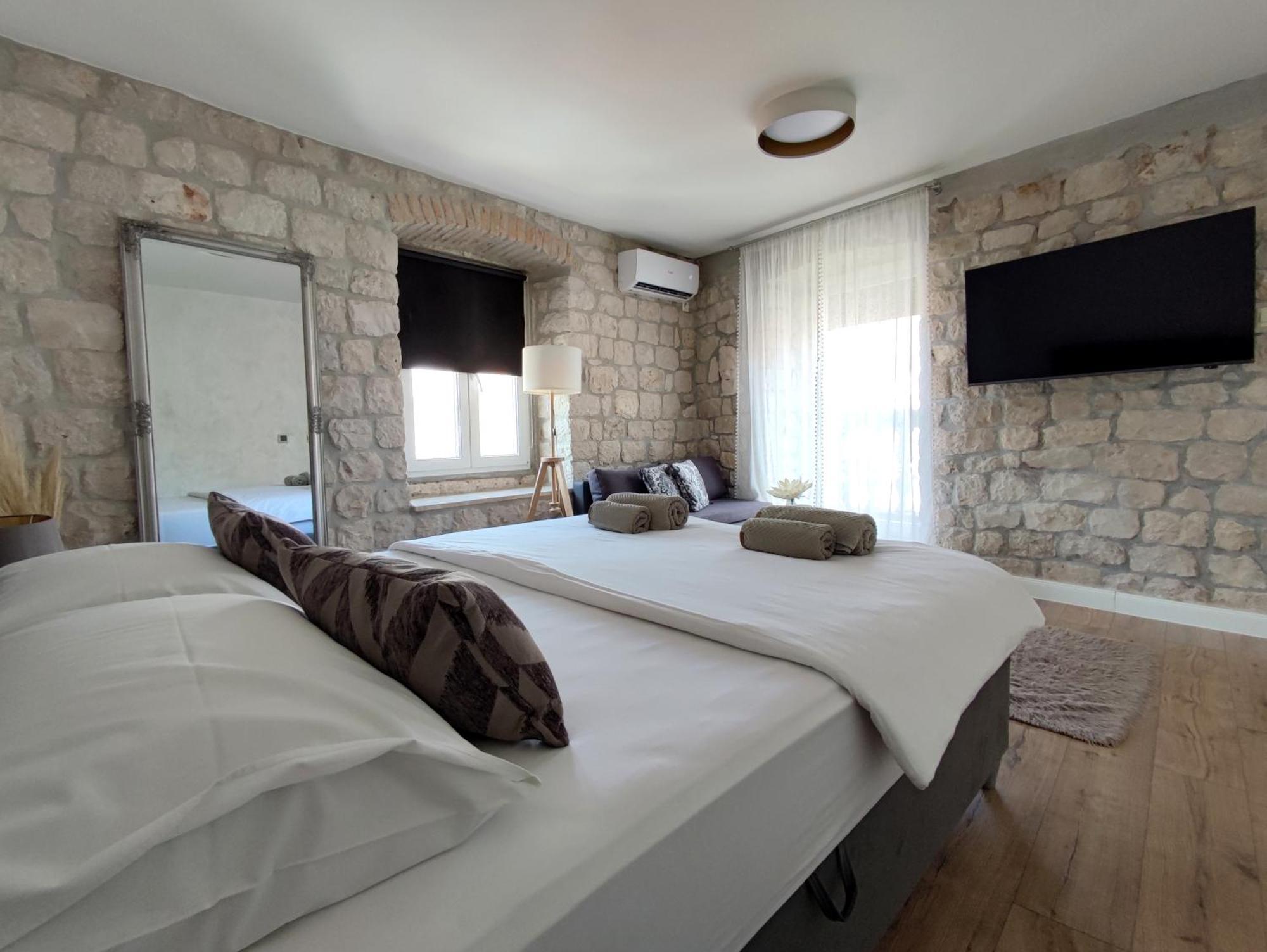 Guest House Exalto Trogir Exterior foto