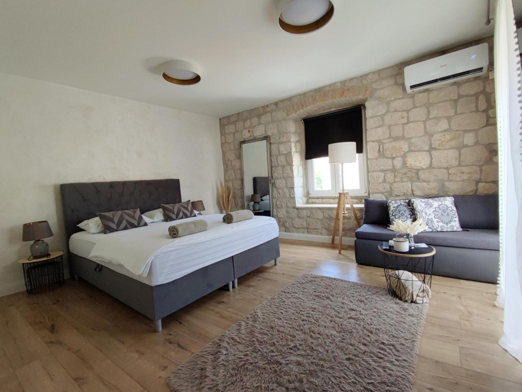 Guest House Exalto Trogir Exterior foto