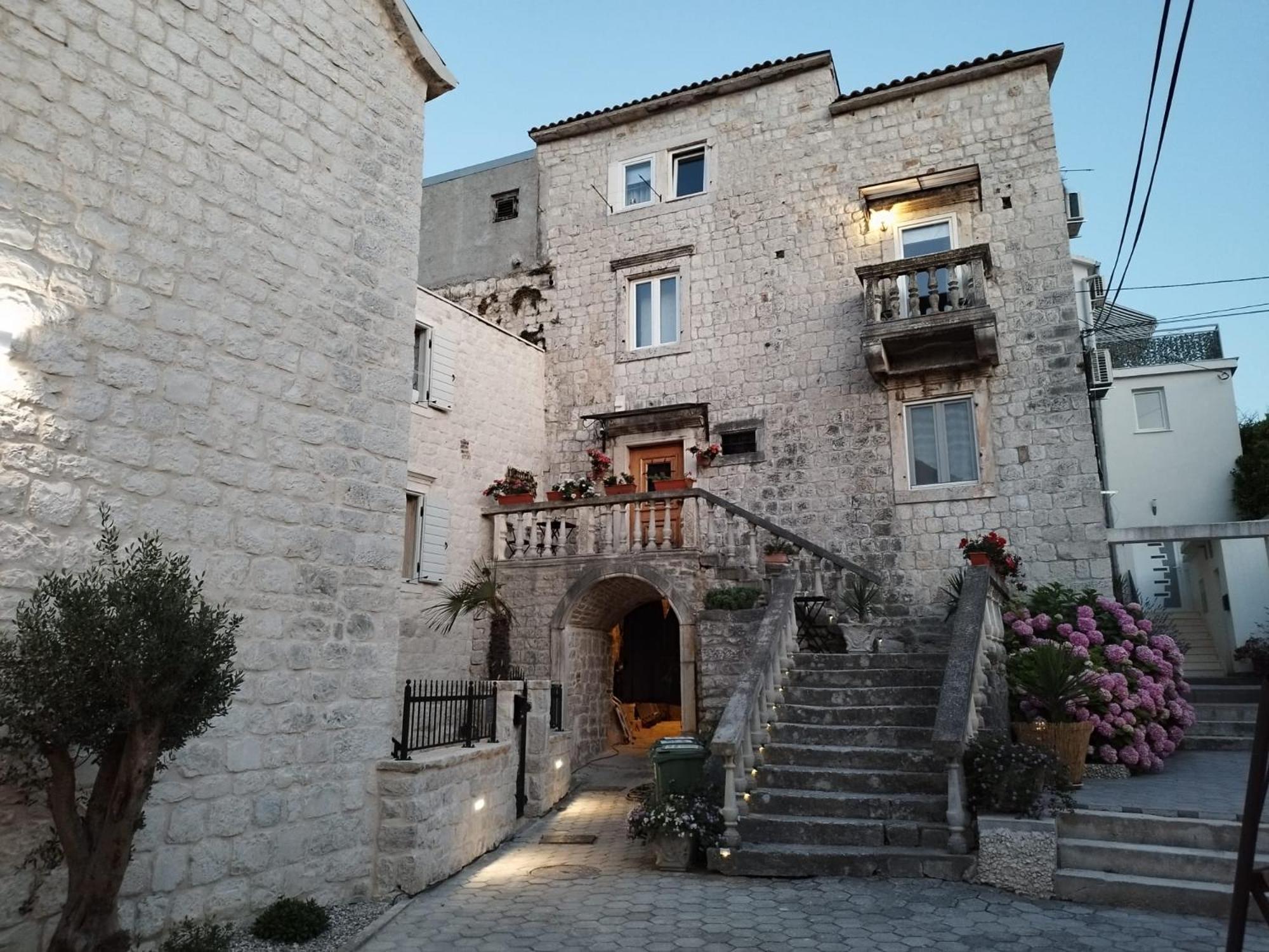 Guest House Exalto Trogir Exterior foto