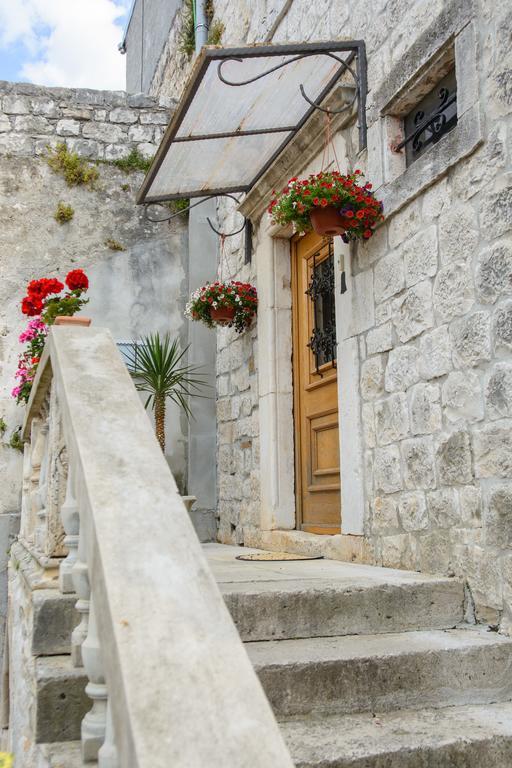 Guest House Exalto Trogir Exterior foto